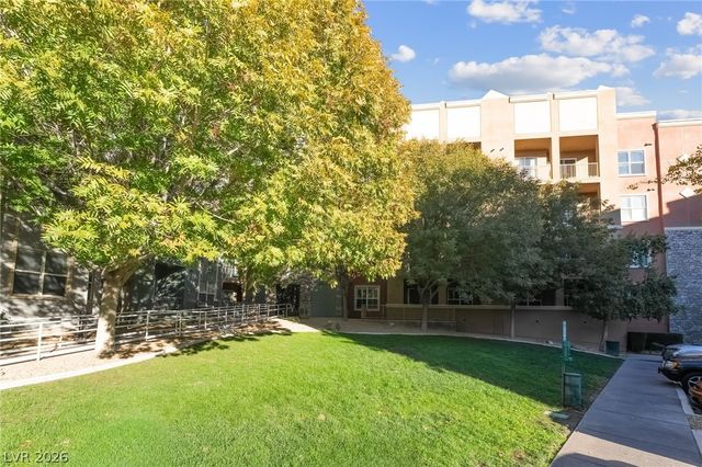 50 East Serene Avenue 320, Las Vegas, NV 89123