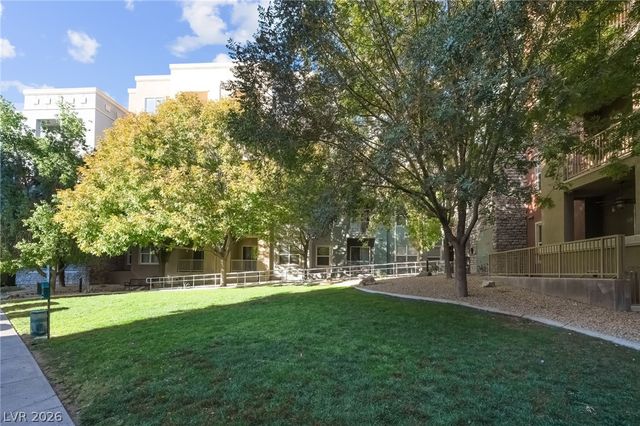 50 East Serene Avenue 320, Las Vegas, NV 89123