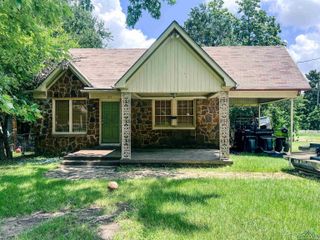 217 Polk St, Gilmer, TX 75644