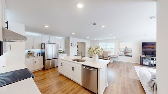 1011 Minocqua Rd, Spartanburg, SC 29303