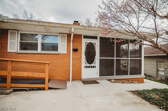 107 Morningside Circle, Parkersburg, WV 26101