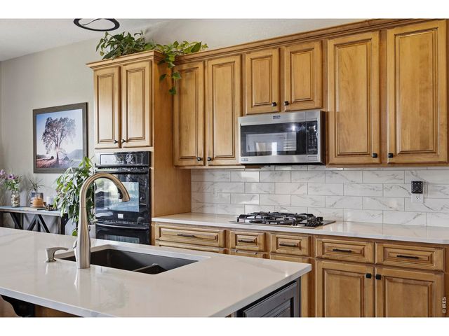 404 Split Rock Dr, Loveland, CO 80537