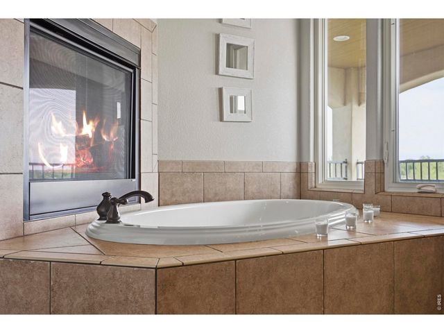 404 Split Rock Dr, Loveland, CO 80537