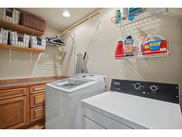 404 Split Rock Dr, Loveland, CO 80537