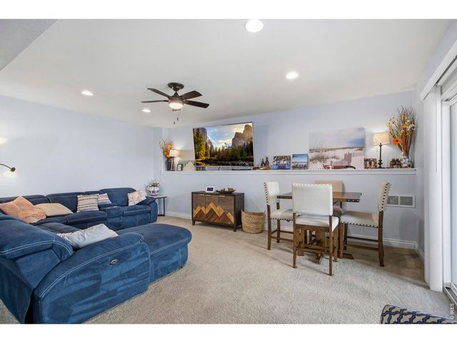 404 Split Rock Dr, Loveland, CO 80537