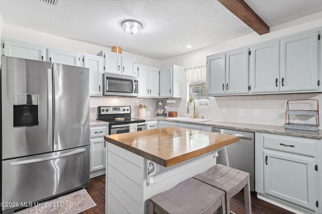 12317 Charwood Avenue, Gulfport, MS 39503