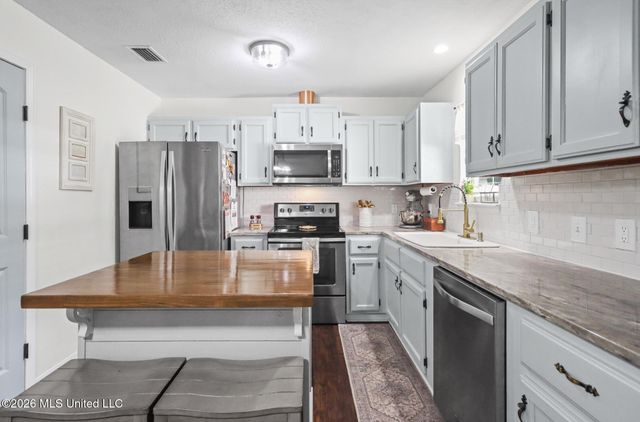 12317 Charwood Avenue, Gulfport, MS 39503