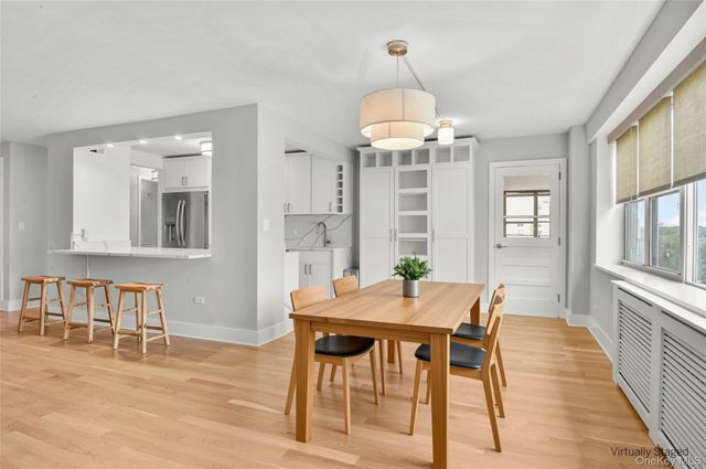 2 Washington Square 3E, Larchmont, NY 10538