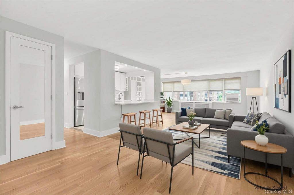 2 Washington Square 3E, Larchmont, NY 10538 — photo 4