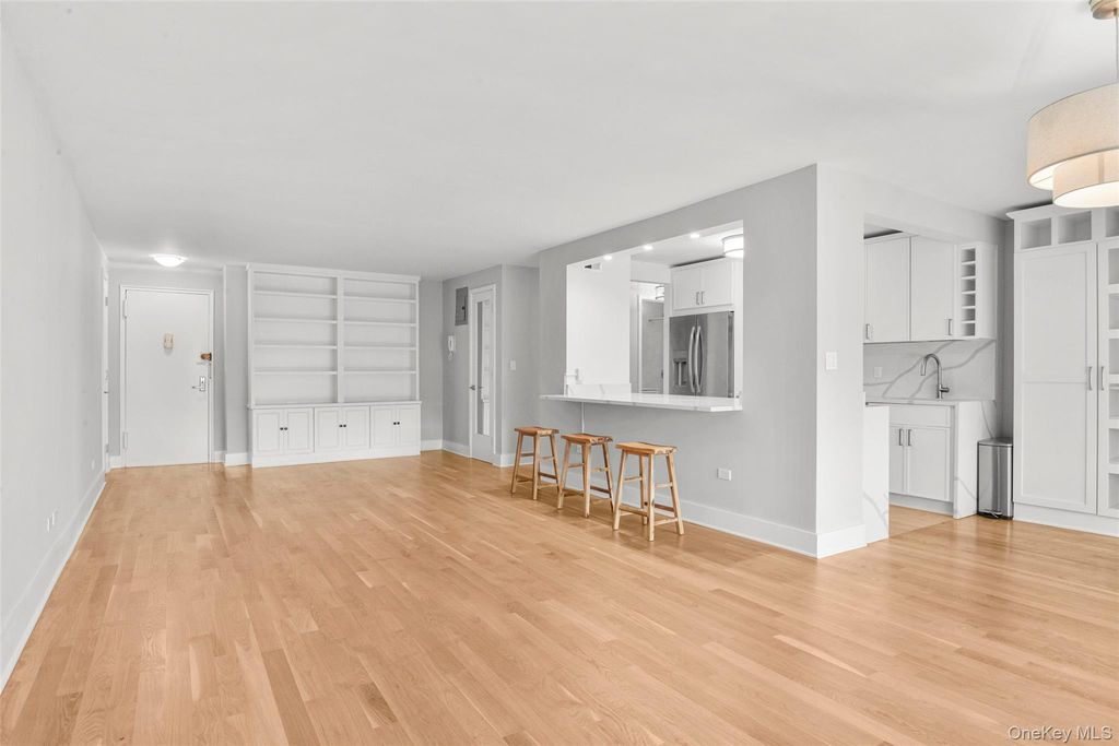 2 Washington Square 3E, Larchmont, NY 10538 — photo 5