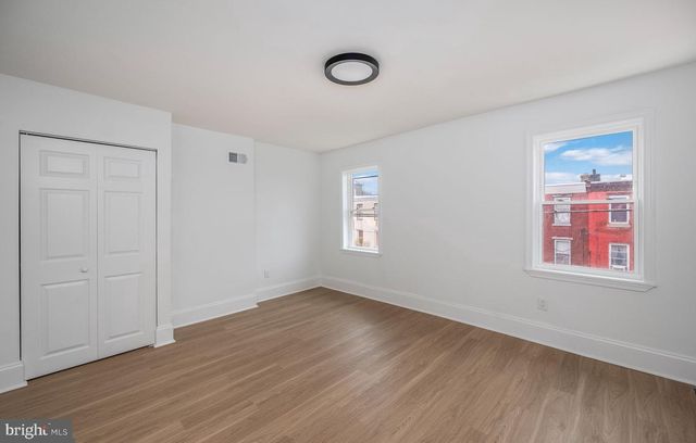 2042 E SOMERSET ST, Philadelphia, PA 19134