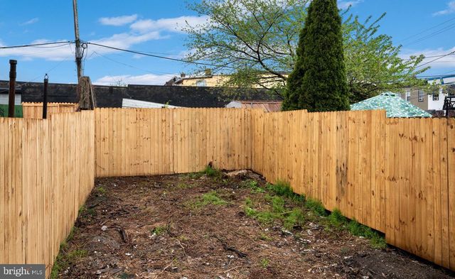 2042 E SOMERSET ST, Philadelphia, PA 19134