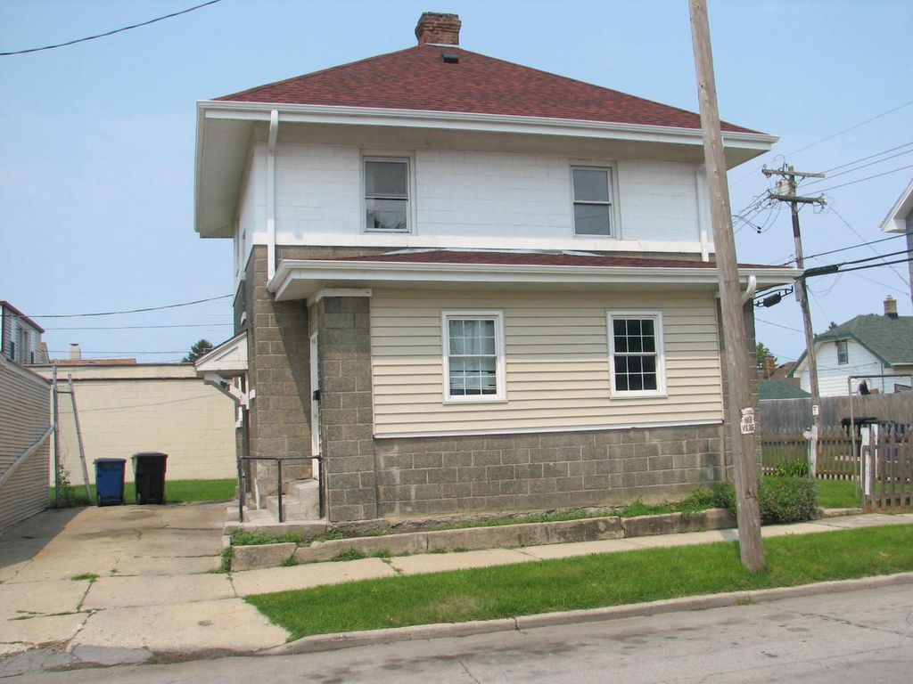 1018 Caron Butler DRIVE, Racine, WI 53403