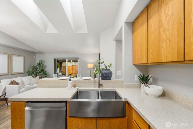 2000 Birch Court, Milton, WA 98354