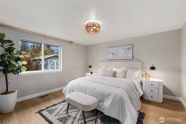 2000 Birch Court, Milton, WA 98354