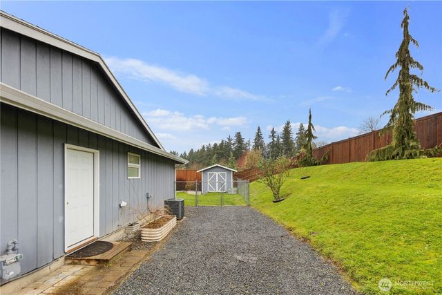 2000 Birch Court, Milton, WA 98354