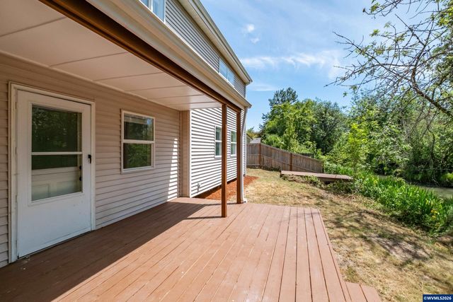 570 22nd Av SW, Albany, OR 97322