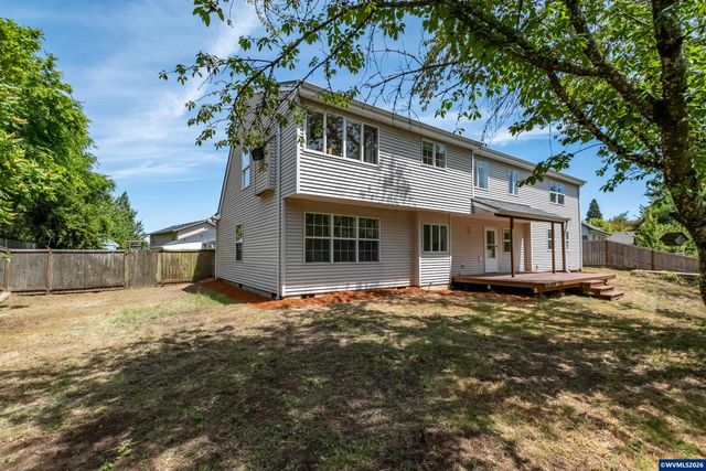 570 22nd Av SW, Albany, OR 97322