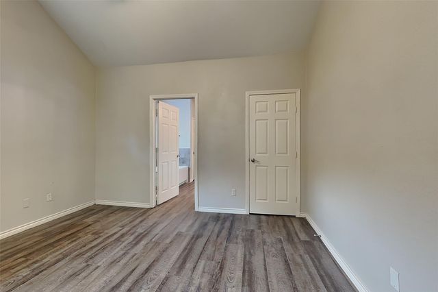 10931 S Falls Terrace, Houston, TX 77095