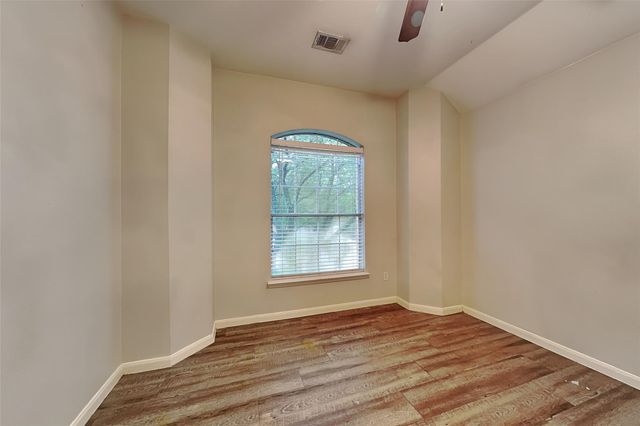 10931 S Falls Terrace, Houston, TX 77095