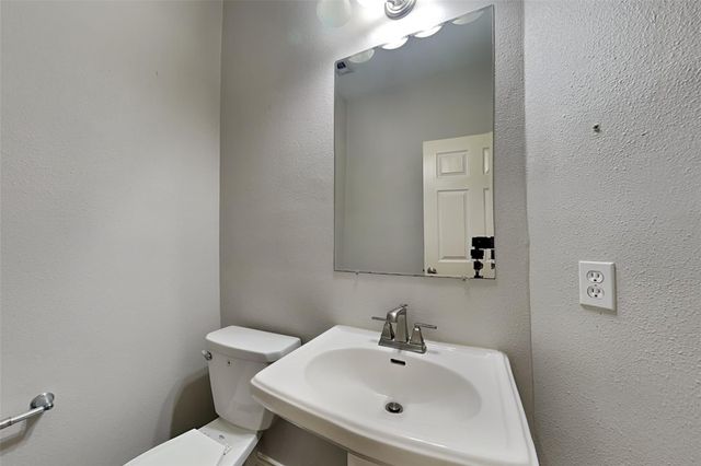 10931 S Falls Terrace, Houston, TX 77095