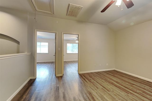 10931 S Falls Terrace, Houston, TX 77095