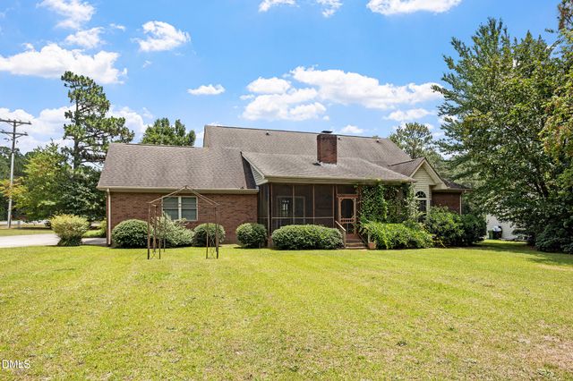 20 Senter Lane, Bunnlevel, NC 28323