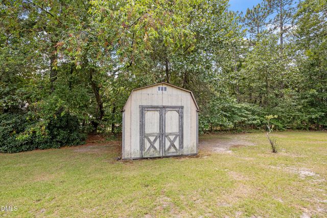 20 Senter Lane, Bunnlevel, NC 28323