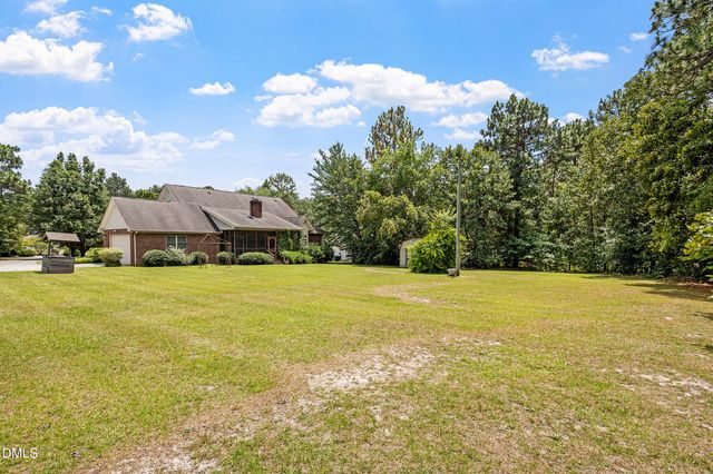 20 Senter Lane, Bunnlevel, NC 28323
