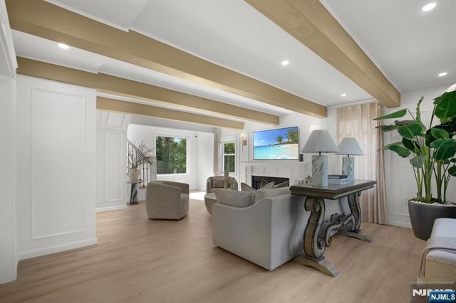 137 Schraalenburgh Road, Harrington Park, NJ 07640