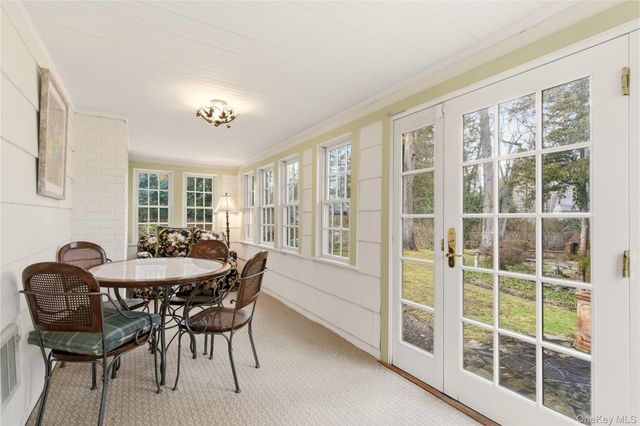 104 Fort Hill Road, Huntington, NY 11743