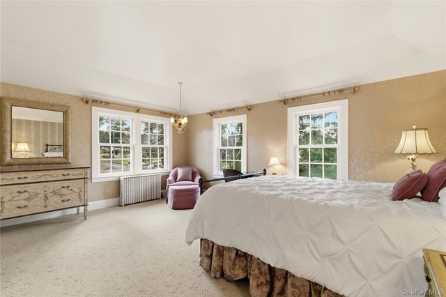 104 Fort Hill Road, Huntington, NY 11743