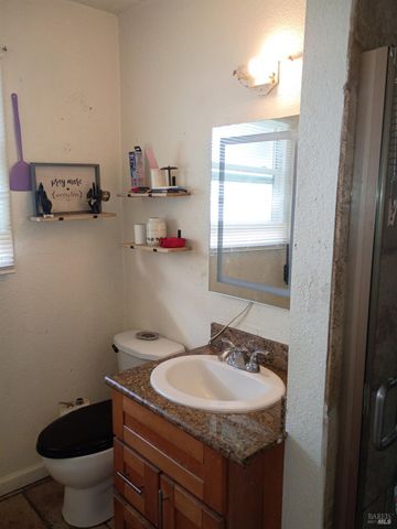 324 Amelia St, Vallejo, CA 94589