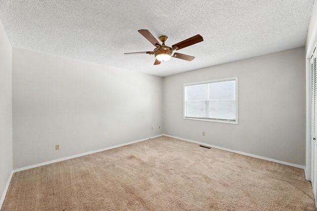4051 Clarendon, Bel Aire, KS 67220