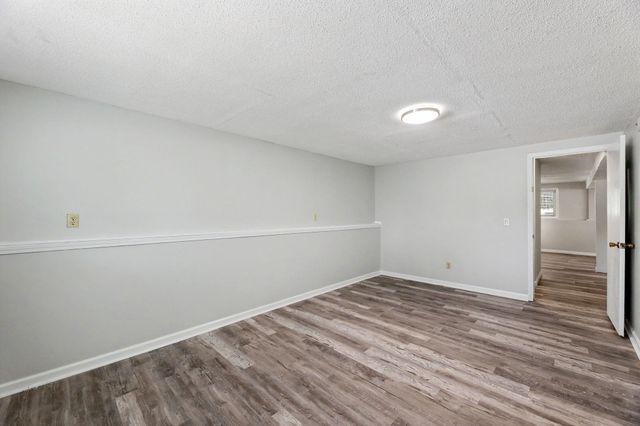4051 Clarendon, Bel Aire, KS 67220