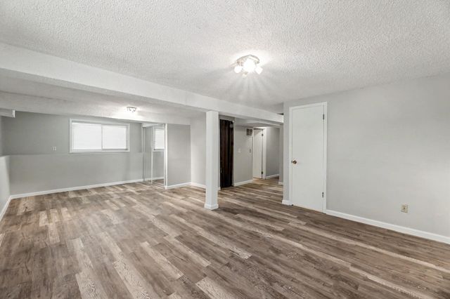 4051 Clarendon, Bel Aire, KS 67220