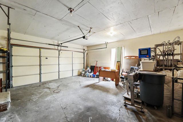4051 Clarendon, Bel Aire, KS 67220