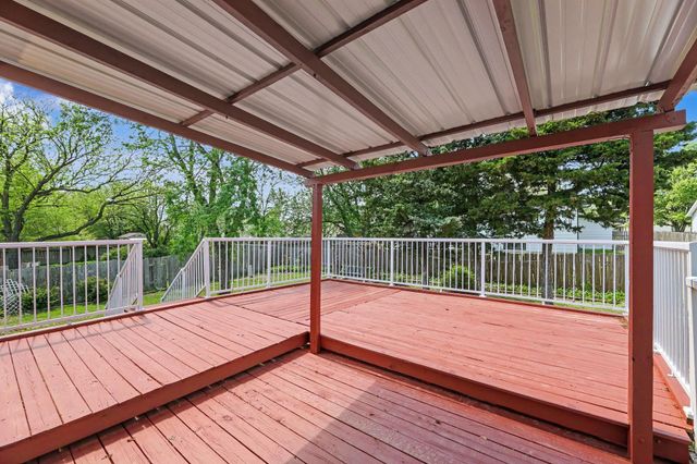 4051 Clarendon, Bel Aire, KS 67220