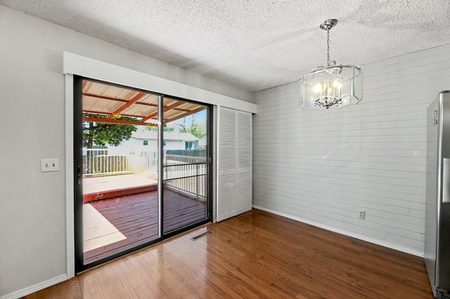 4051 Clarendon, Bel Aire, KS 67220