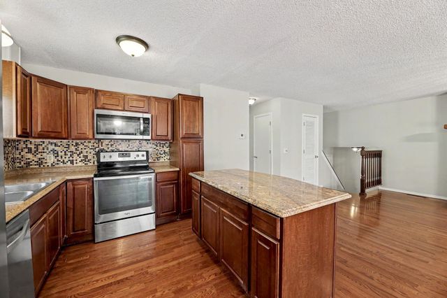 4051 Clarendon, Bel Aire, KS 67220