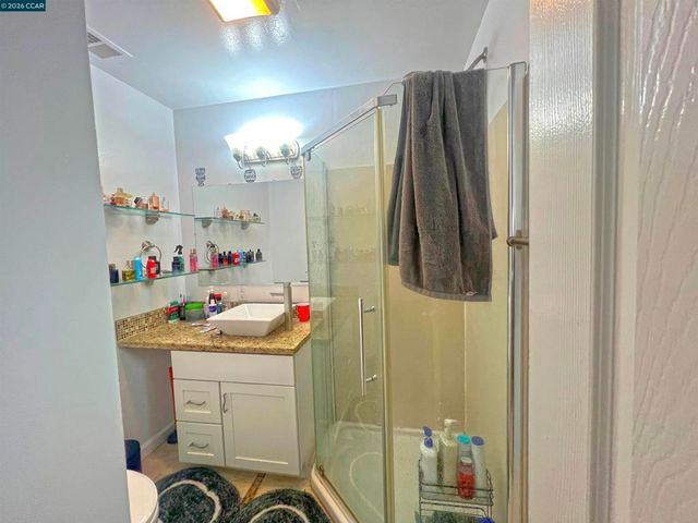 852 Sheridan St, Vallejo, CA 94590