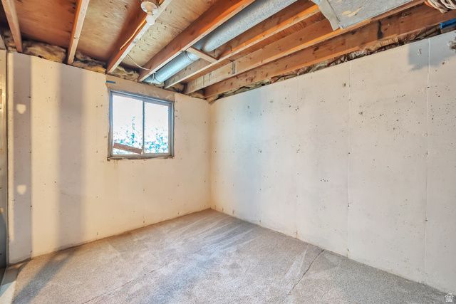 9468 S TURNPIKE LN, Sandy, UT 84070