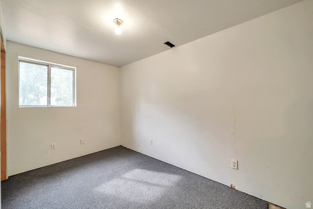 9468 S TURNPIKE LN, Sandy, UT 84070