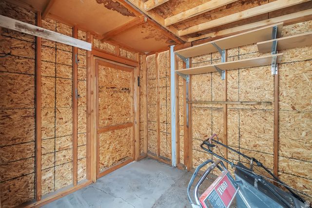 9468 S TURNPIKE LN, Sandy, UT 84070