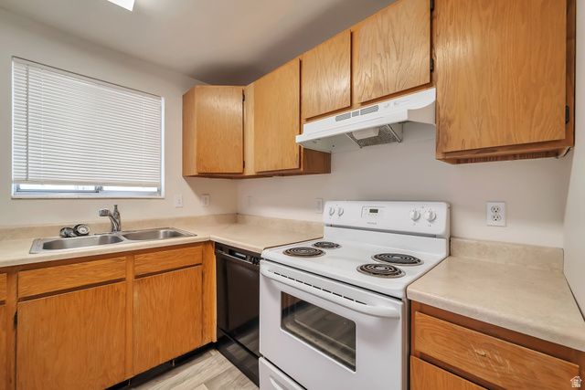 9468 S TURNPIKE LN, Sandy, UT 84070