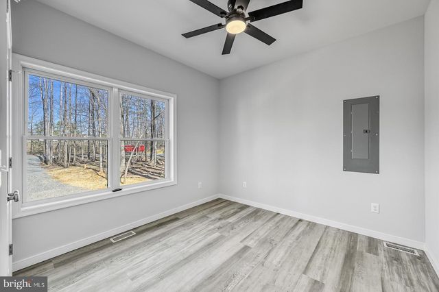 11604 BURTON CT, Bumpass, VA 23024