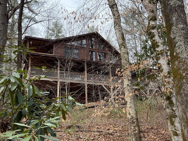 235 Hardslate Road, Blue Ridge, GA 30513