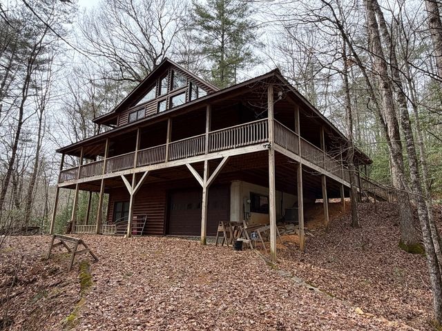 235 Hardslate Road, Blue Ridge, GA 30513