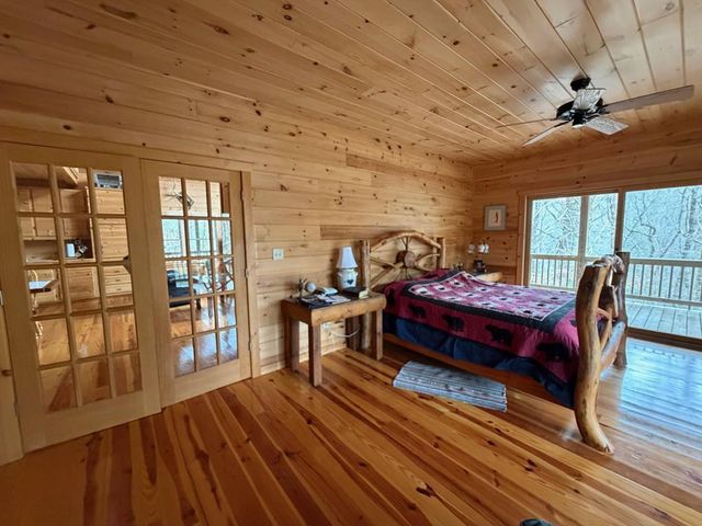 235 Hardslate Road, Blue Ridge, GA 30513