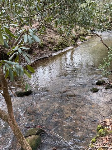 235 Hardslate Road, Blue Ridge, GA 30513